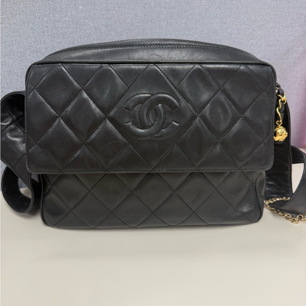 CHANEL CC Camera Crossbody Bag 💼💕👛